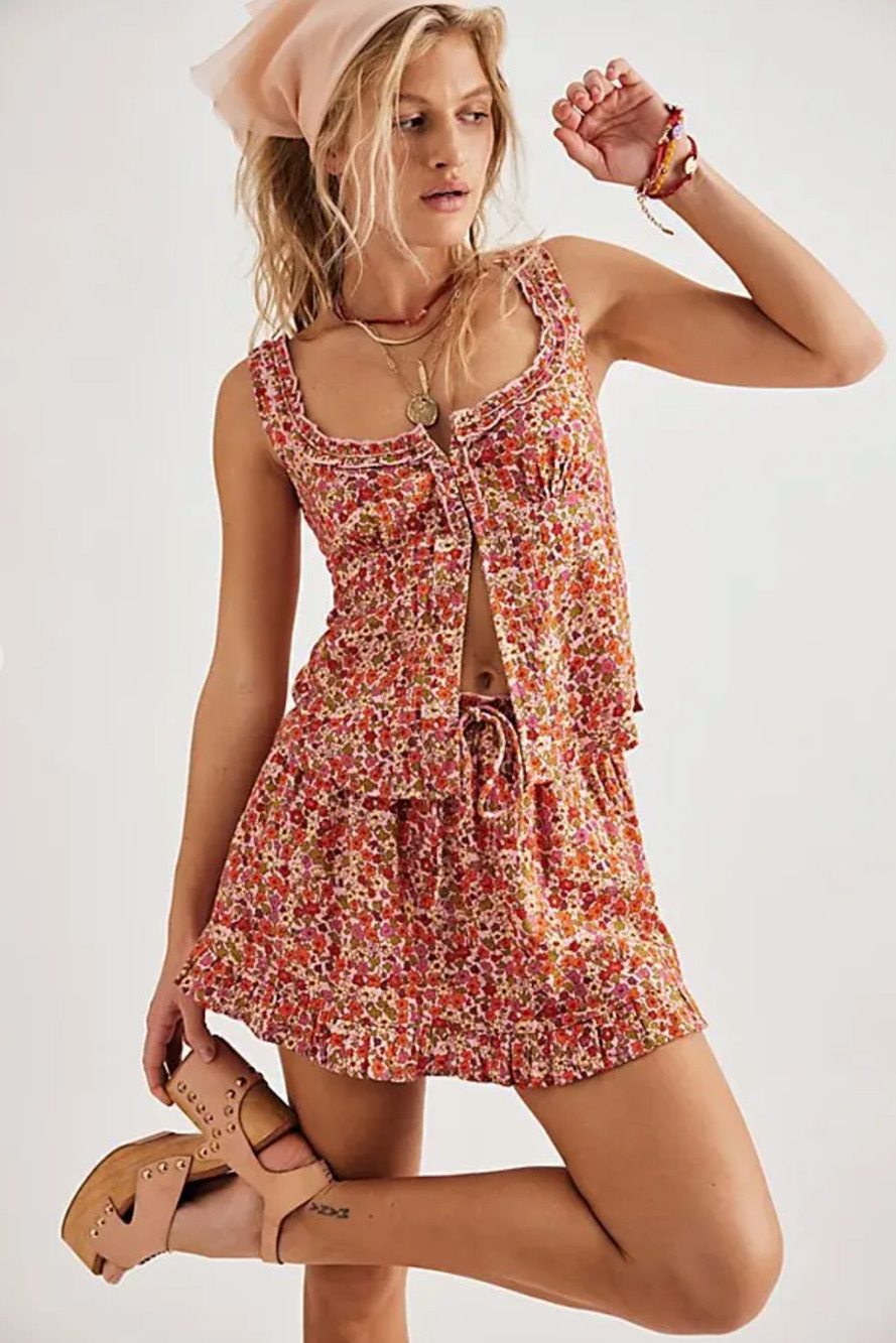 FREE PEOPLE ELLIA SPRING BLOSSOM FLORAL 2 PIECE SET MINI SKIRT TANK TOP SET SZ M